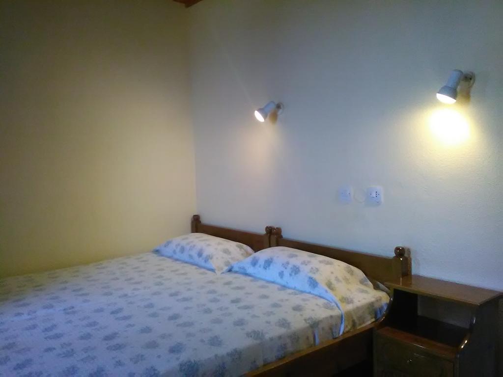 Stergiou Rooms Líri Εξωτερικό φωτογραφία