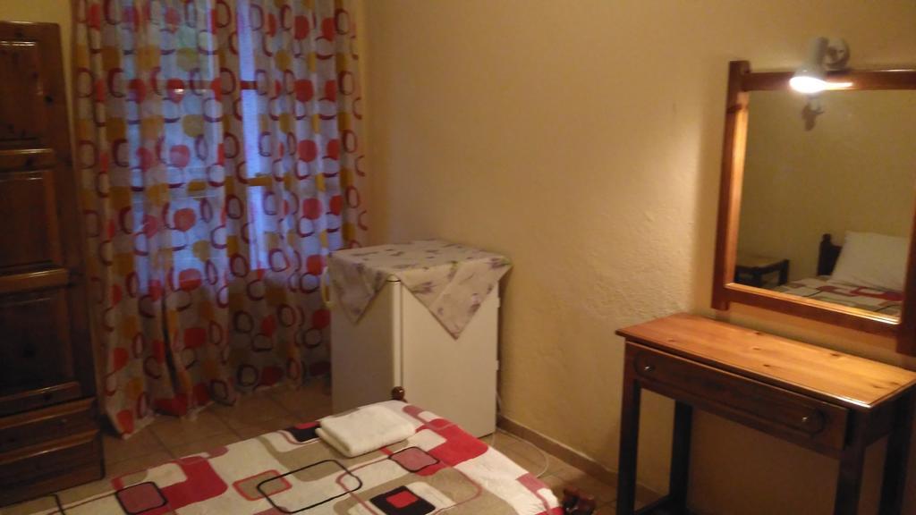 Stergiou Rooms Líri Εξωτερικό φωτογραφία
